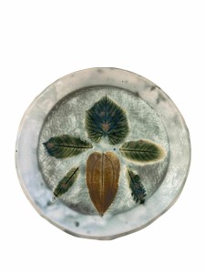 CELADON  Plate with six INPRINT leaves