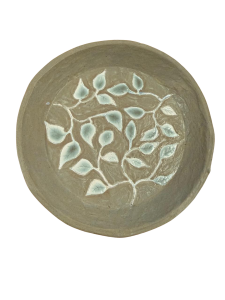 Small gray plate with leafs